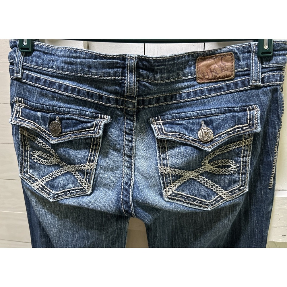 BKE  Stella Jeans Women 29x31 1/2 Blue Low Rise Bootcut Med Wash Heel Drag - Picture 5 of 9